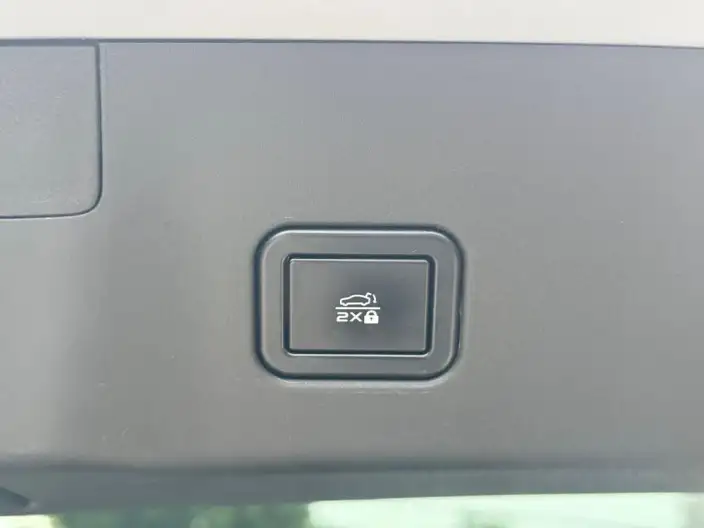 Changan UNI-V 2022 Model 1.5T Noble Model – фото 8
