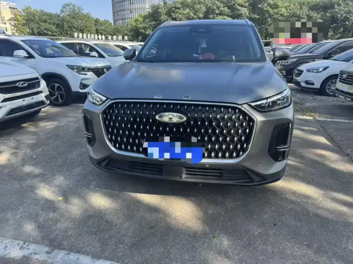 Chery Tiggo 8L 2024 Model 2.0T Automatic Deluxe Edition