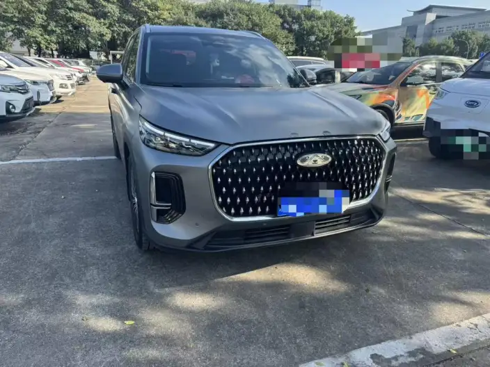 Chery Tiggo 8L 2024 Model 2.0T Automatic Deluxe Edition