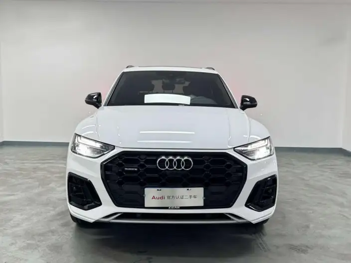 Audi Q5L 2025 Model quattro 45th Anniversary Collector Edition Edition 45TFSI Luxury Dynamic Model – фото 2