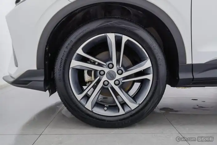 Geely Binyue 2021 Model 240T DCT Diamond Edition – фото 9