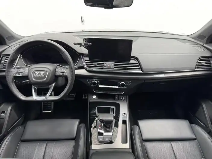 Audi Q5L 2024 Model 45TFSI Luxury Dynamic Model – фото 7
