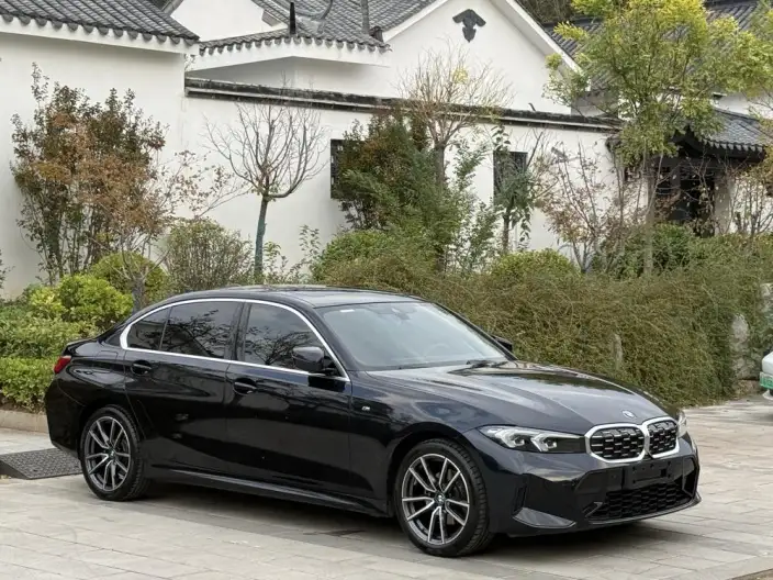 BMW 3 Series 2023 Model 325Li M Sports Set – фото 3