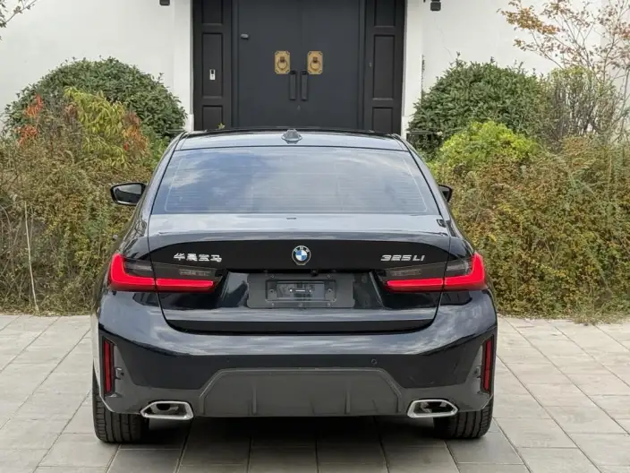 BMW 3 Series 2023 Model 325Li M Sports Set – фото 5