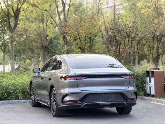 BYD Han EV 2023 Model Champion Edition 506KM Noble Model – фото 4