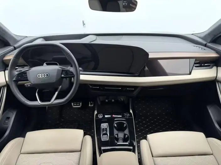AUDI Q6L e-tron 2026 Model First Edition Pilot Edition – фото 7