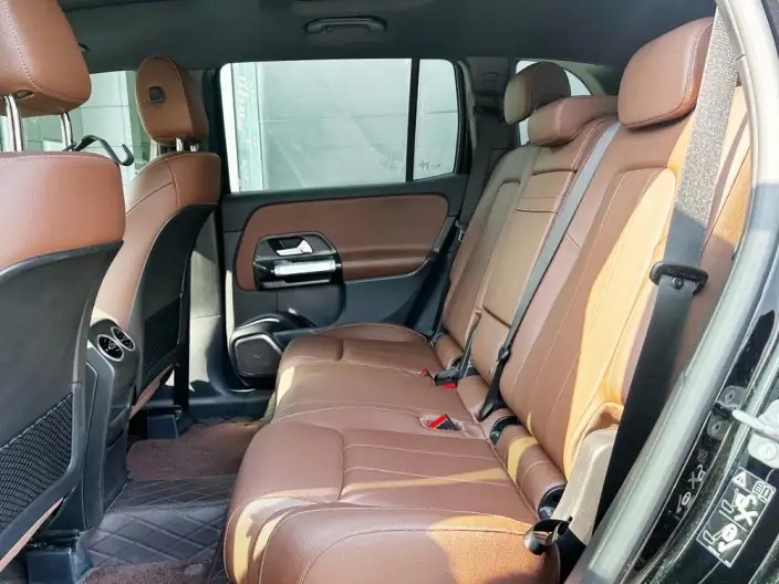 Mercedes-Benz GLB 2025 Model GLB 220 Dynamic Model – фото 10