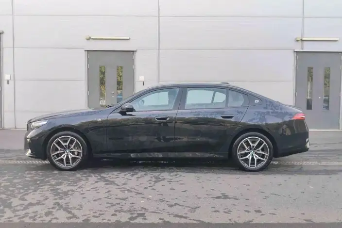 BMW i5 2025 Model eDrive40L M Sports Set – фото 3