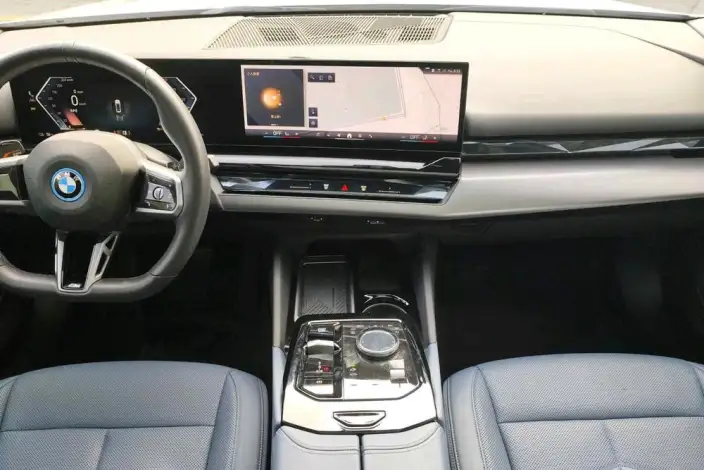 BMW i5 2024 Model eDrive35L M Sports Set – фото 6