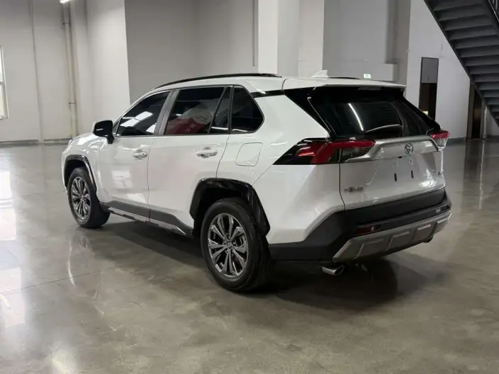 Toyota RAV4 2024 Model 2.0L CVT 2WD Fashion PLUS Edition – фото 4