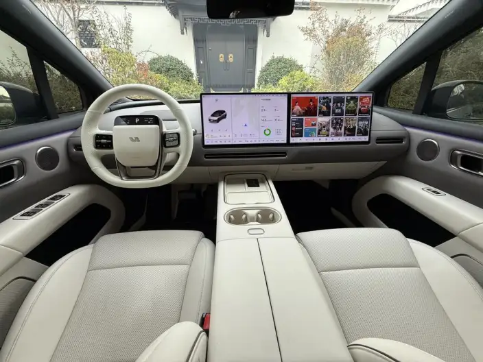 Li Auto i6 2025 Model 4WD Standard Edition – фото 8