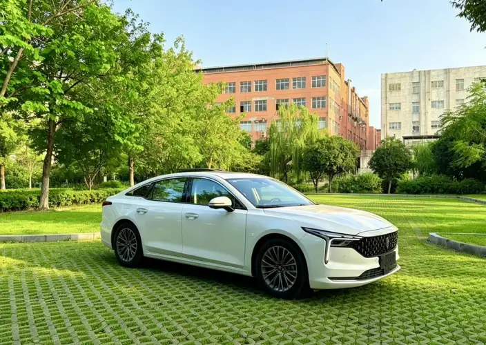 BESTUNE B70 2022 Model Third generation 2.0T Automatic Smart Enjoy Model