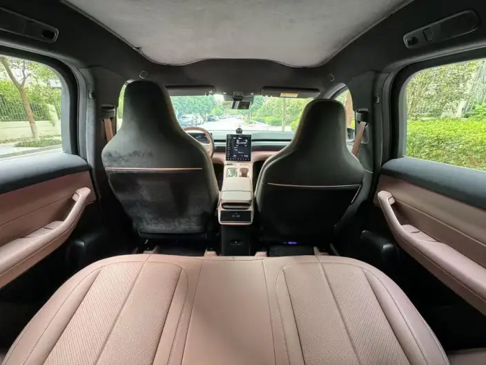 NIO EC6 2024 Model 75kWh – фото 9