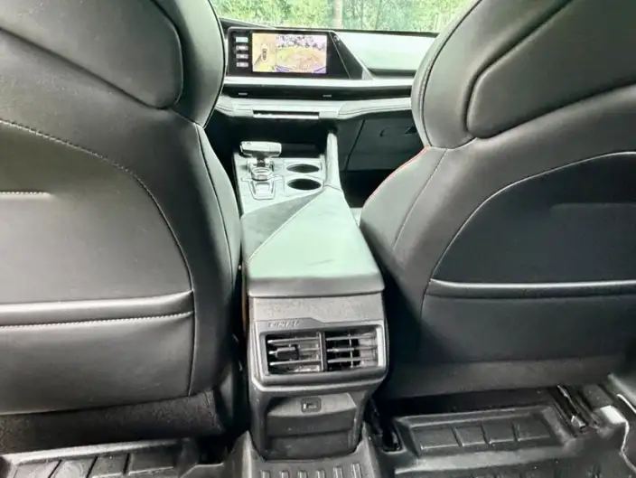 Changan UNI-V 2022 Model 2.0T Leading speed Edition – фото 7