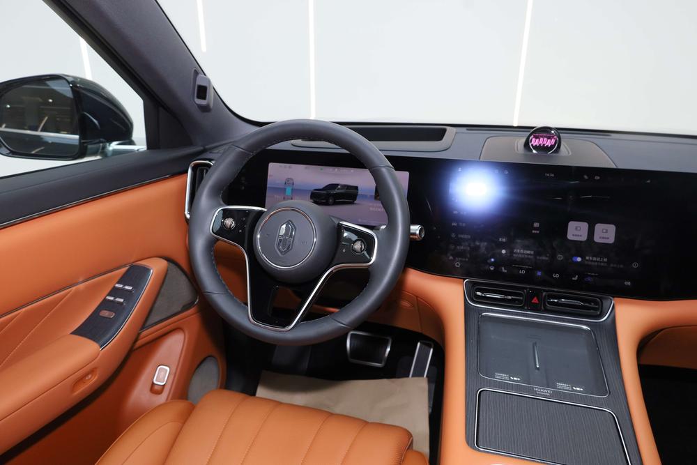 AITO M8 2025 Model Range Extender Ultra 6 мест 4WD Edition 192-канальный Lidar – фото 20