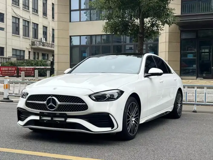 Mercedes-Benz C-Class 2024 Model Facelift C 260 L Sports Edition – фото 1