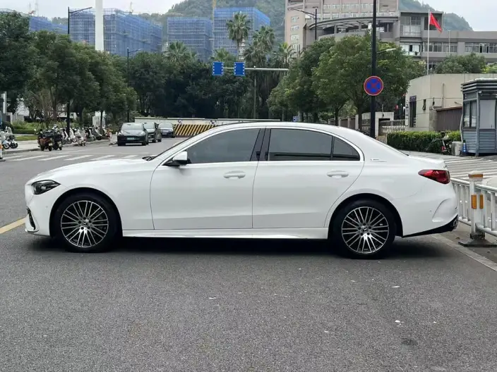 Mercedes-Benz C-Class 2024 Model Facelift C 260 L Sports Edition – фото 4