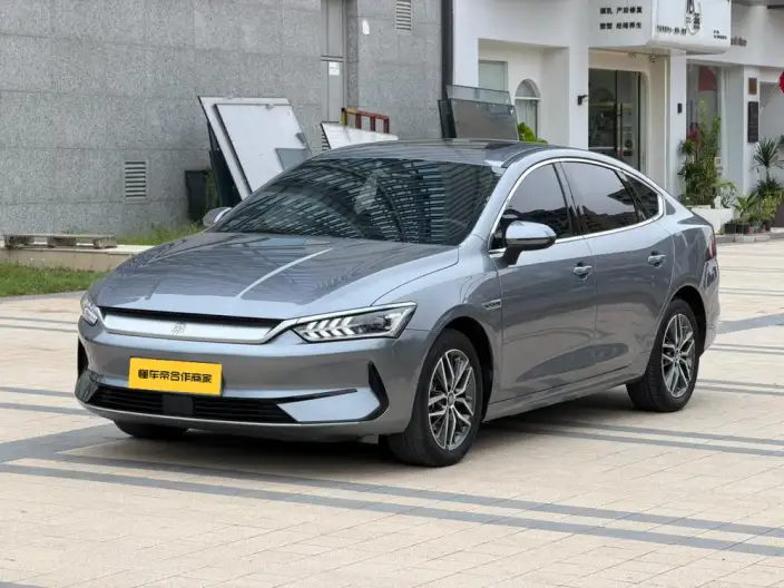Qin Plus EV 2021 Model 400KM Luxury Model – фото 1