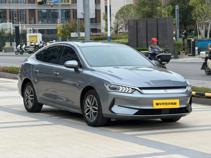Qin Plus EV 2021 Model 400KM Luxury Model – фото 3