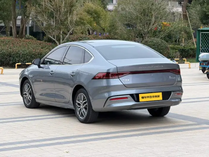 Qin Plus EV 2021 Model 400KM Luxury Model – фото 4