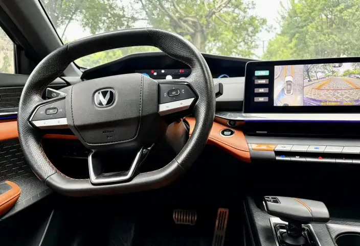 Changan UNI-V 2023 Model 1.5T Sports Edition – фото 8