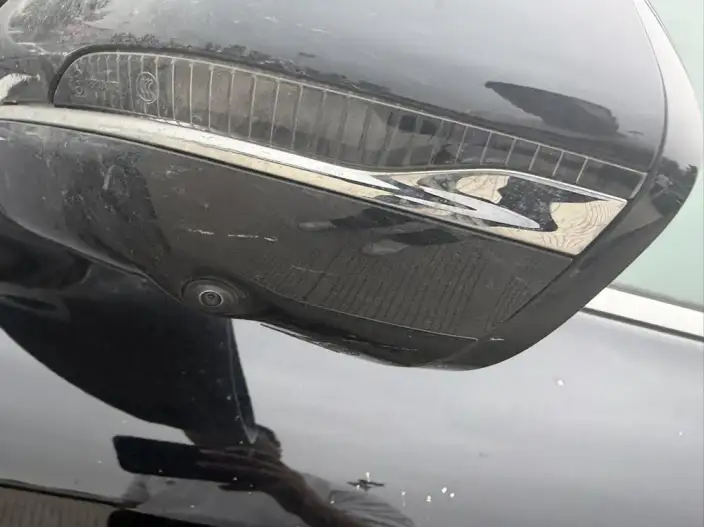 Hongqi HS5 2023 Model 2.0T Flag Xiang Pro Edition – фото 6