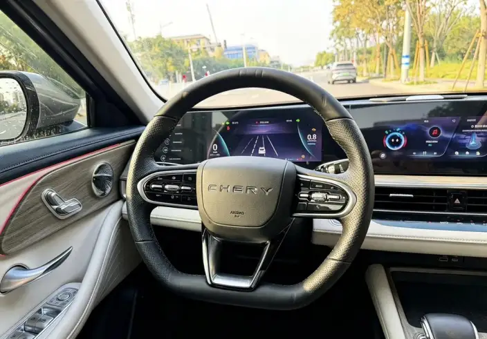 Chery Arrizo 8 2025 Model 1.6TGDI DCT Smart – фото 9