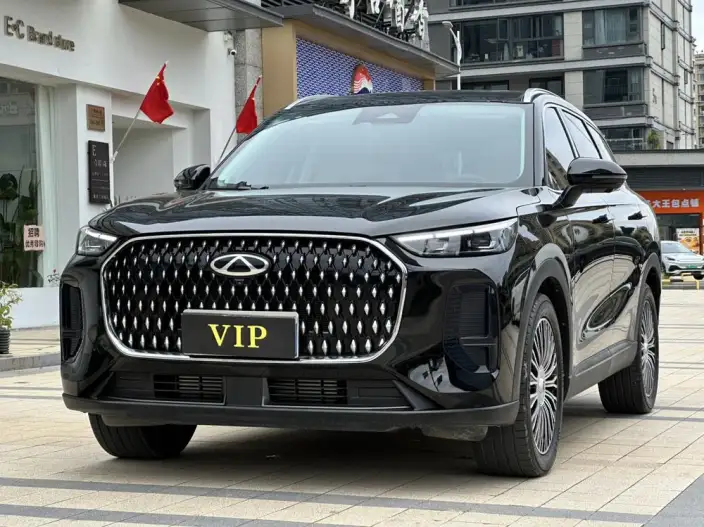 Chery Tiggo 8L 2024 Model 2.0T Automatic Deluxe Edition