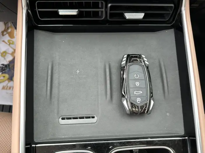Chery Tiggo 8L 2024 Model 2.0T Automatic Deluxe Edition – фото 10