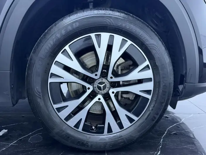 Mercedes-Benz GLB 2024 Model GLB 220 Dynamic Model – фото 7