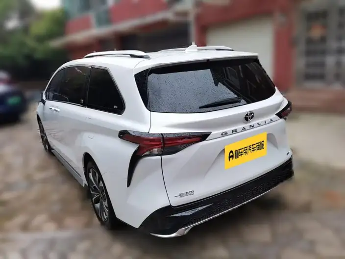 Granvia 2024 Model Intelligent Hybrid 2.5L 2WD Flagship ULTRA Edition – фото 4