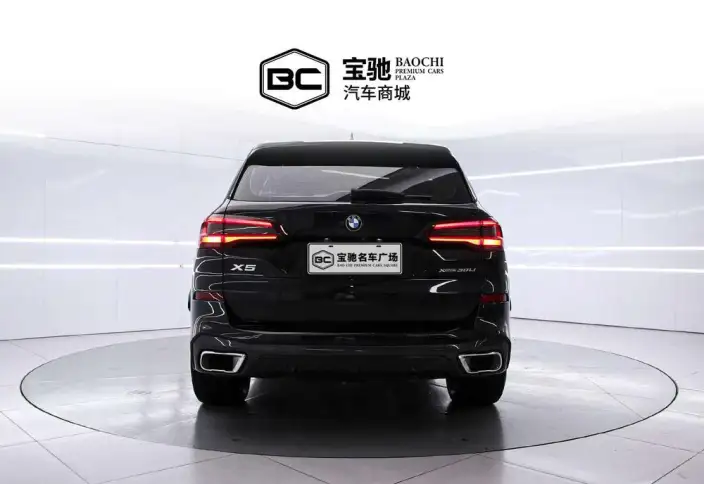 BMW X5 2022 Model xDrive 30Li M Sports Set – фото 3