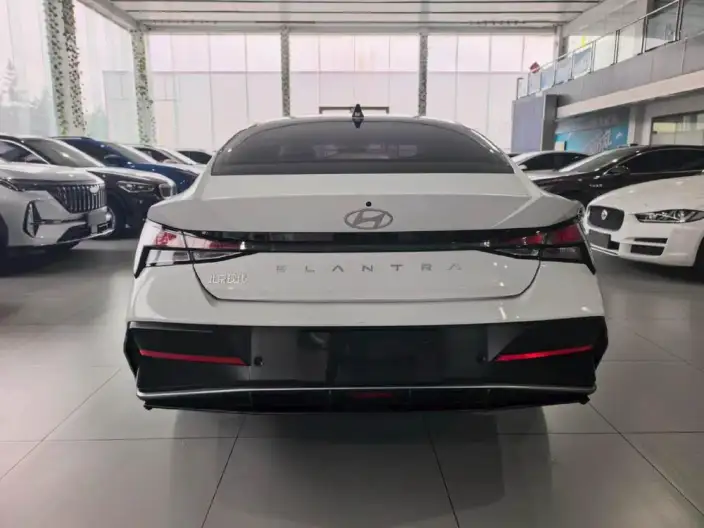 Hyundai Ioniq 2023 Model 1.5L CVT GLX Elite Edition – фото 5