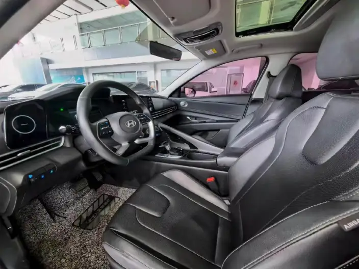 Hyundai Ioniq 2023 Model 1.5L CVT GLX Elite Edition – фото 8