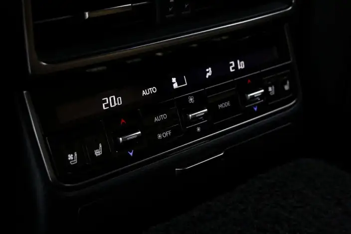 Lexus LX 2025 Model 700h Territory Edition – фото 9
