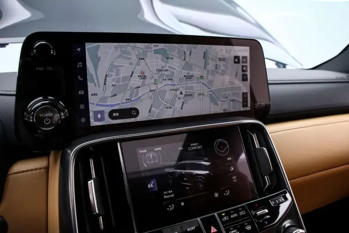 Lexus LX 2025 Model 700h Territory Edition – фото 10