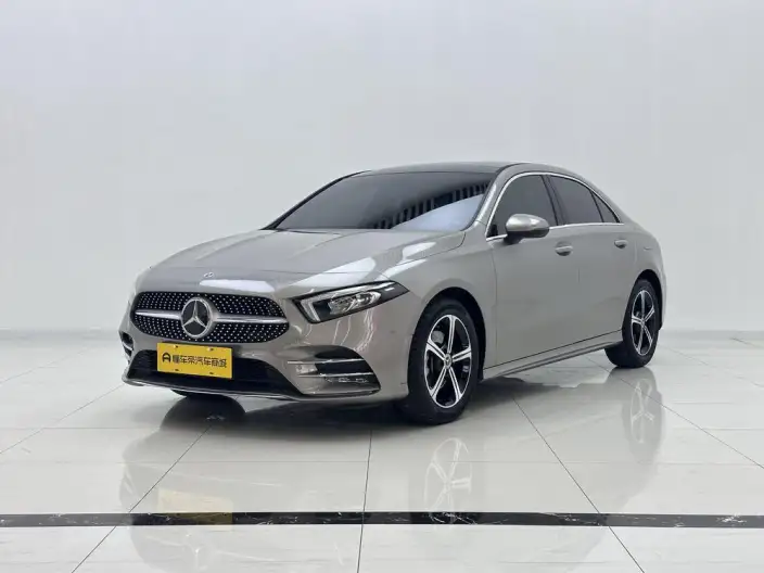Mercedes-Benz A-class 2022 Model Facelift A 200 L Sports sedan Fashion Edition – фото 1