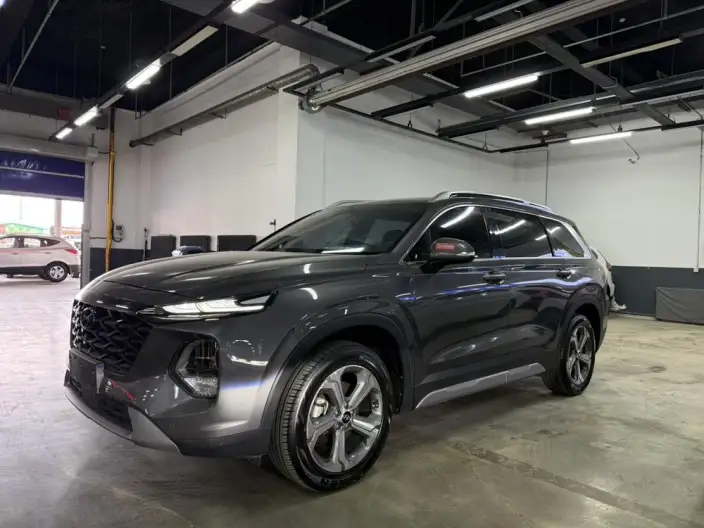 Hyundai Santa Fe 2023 Model Traveler 380T GDi GLX HTRAC 4WD Elite Edition
