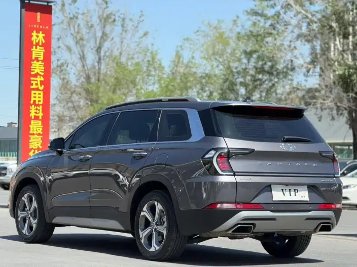 Hyundai Santa Fe 2023 Model Traveler 380T GDi GLX HTRAC 4WD Elite Edition