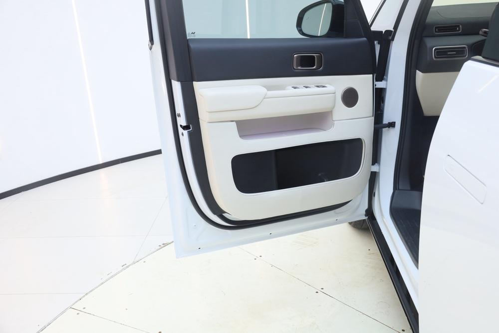 Li Auto MEGA 2025 Model Home Family Special Edition – фото 13
