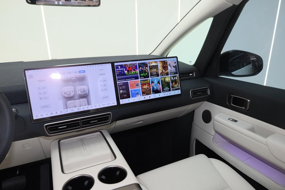 Li Auto MEGA 2025 Model Home Family Special Edition – фото 21