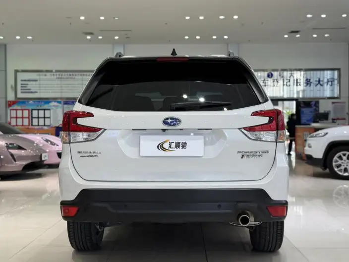 Subaru Forester 2024 Model 2.5i AWD Premium Edition EyeSight