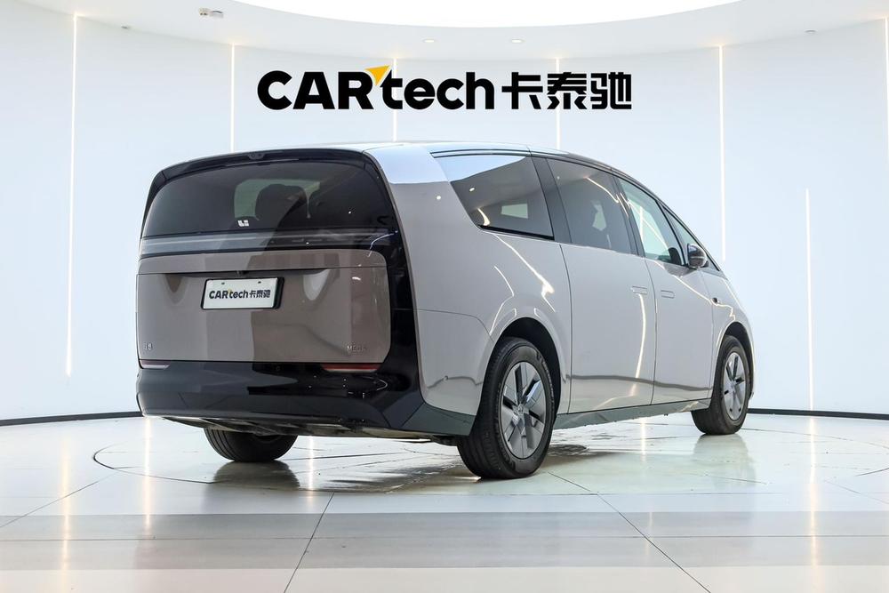 Li Auto MEGA 2025 Ultra Smart Re f resh – фото 7