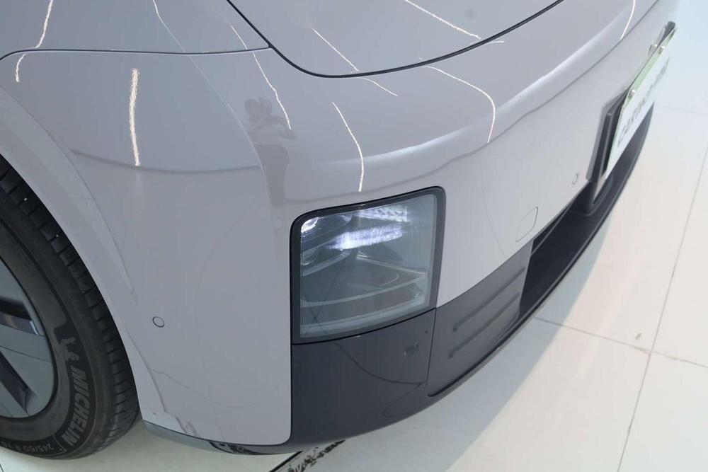 Li Auto MEGA 2025 Ultra Smart Re f resh – фото 11
