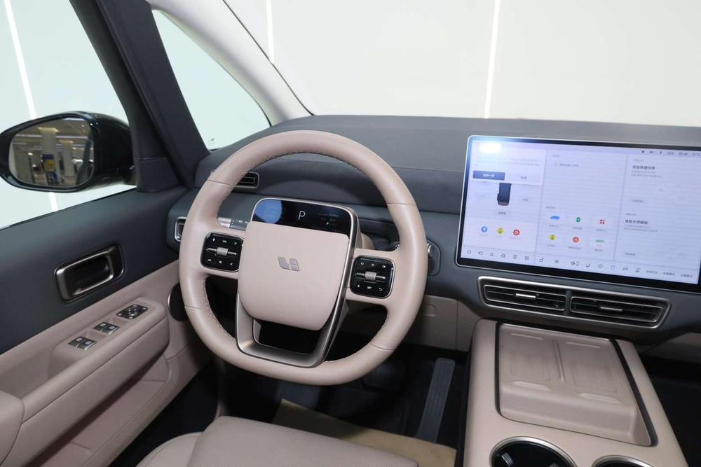 Li Auto MEGA 2025 Ultra Smart Re f resh – фото 19