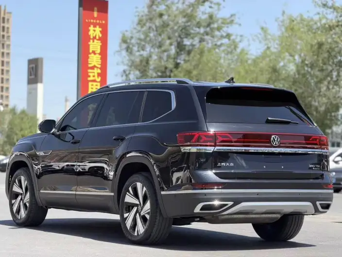 Volkswagen Teramont 2023 Model Facelift 380TSI 4WD Respect Deluxe Edition – фото 4