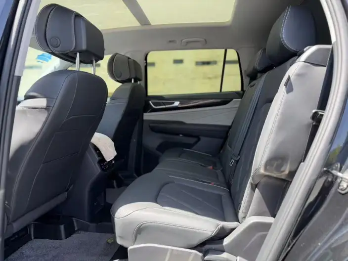 Volkswagen Teramont 2023 Model Facelift 380TSI 4WD Respect Deluxe Edition – фото 9
