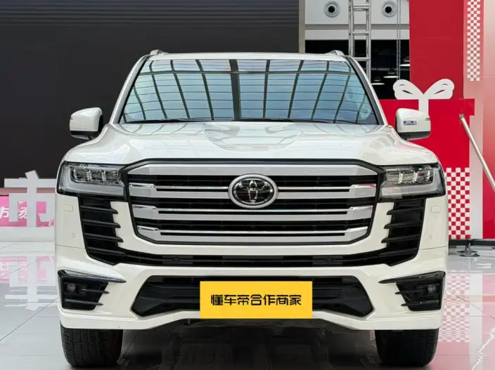 Land Cruiser (import 2025 Model 3.5T Automatic 4WD 7 seat Parallel Imported – фото 2