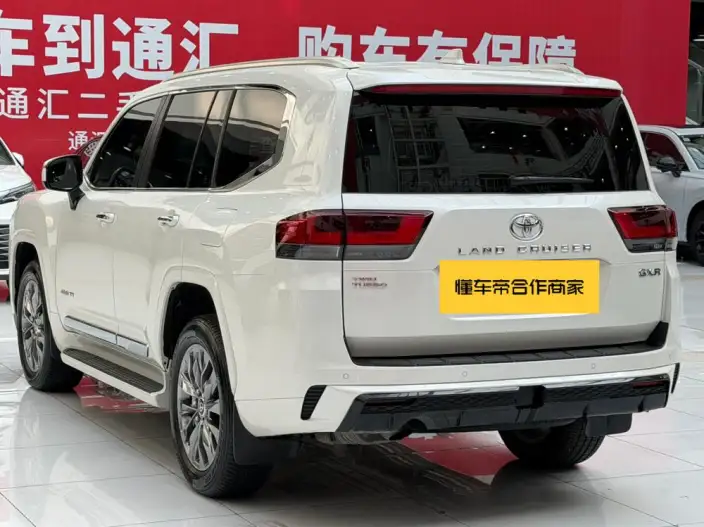 Land Cruiser (import 2025 Model 3.5T Automatic 4WD 7 seat Parallel Imported – фото 4