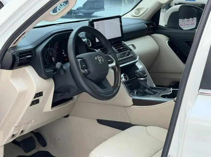 Land Cruiser (import 2025 Model 3.5T Automatic 4WD 7 seat Parallel Imported – фото 8